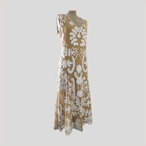 Sundance Tan White Sleeveless V Neck Cameo Applique Midi Dress NEW L